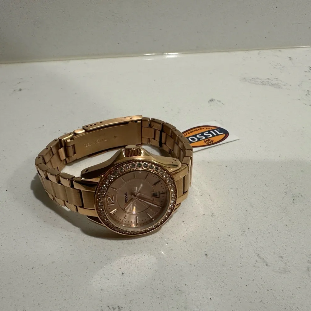 Fossil brand new